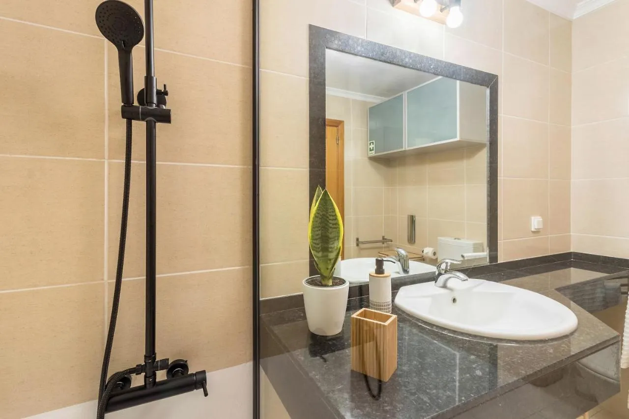 Madeira Sea View Apartment Canico